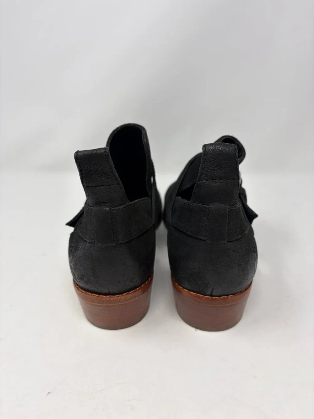 Frye women's Mia ankle booties 9M black leather buckle cutout boots